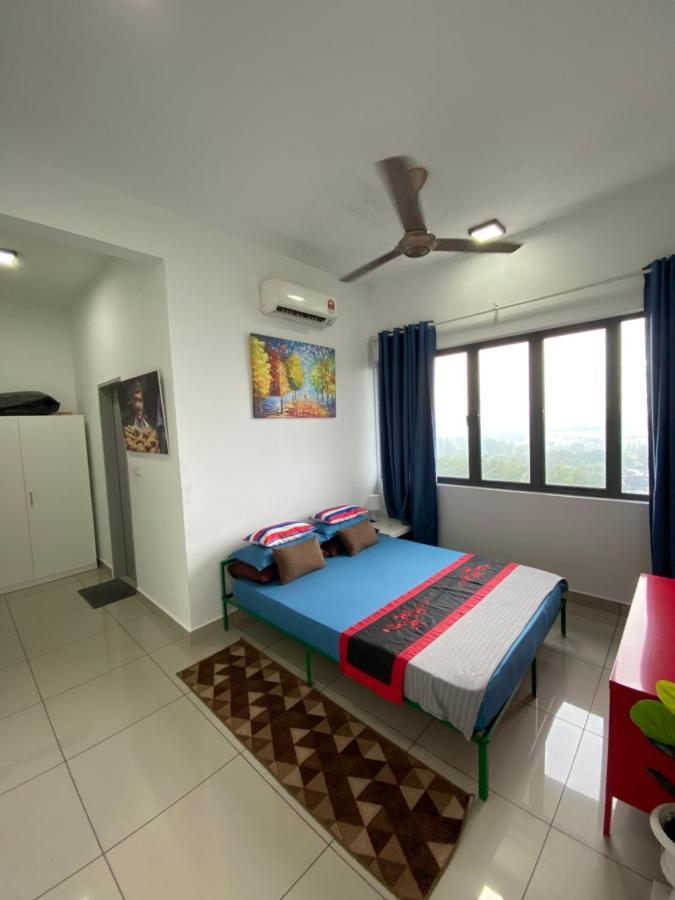 Bangi Almyra Suite Екстериор снимка