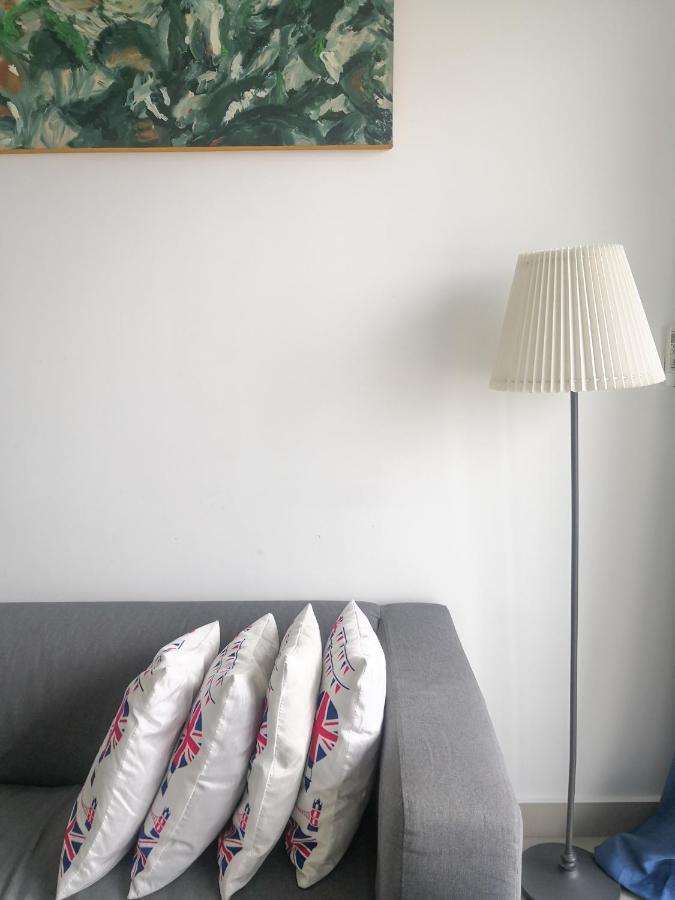 Bangi Almyra Suite Екстериор снимка
